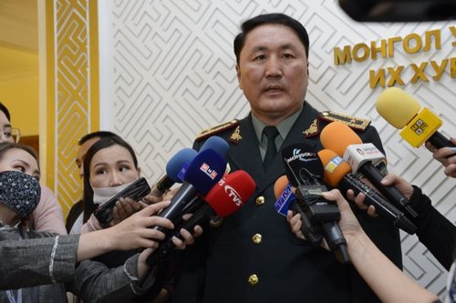 Г.Сайханбаяр: Сум, галт хэрэгслийн үйлдвэртэй болно